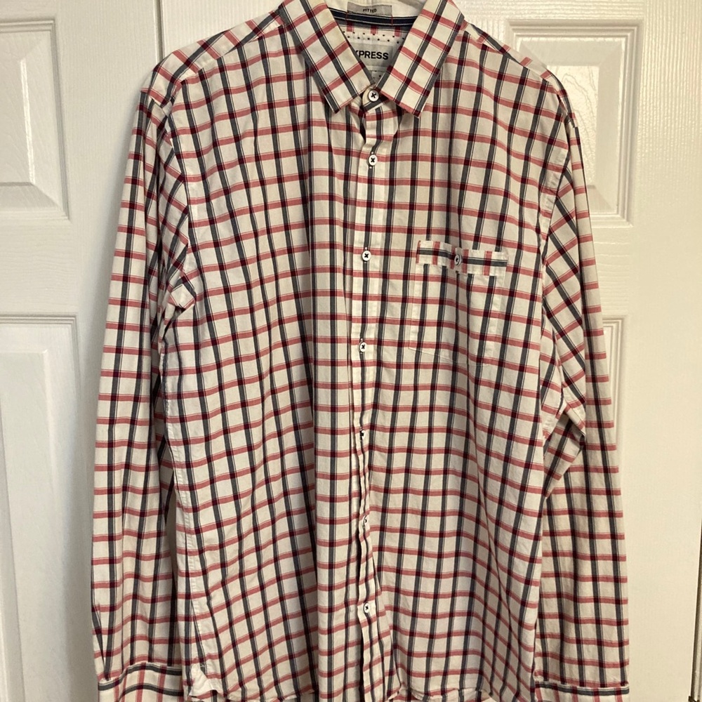 Men’s Express Casual Button Down Shirt